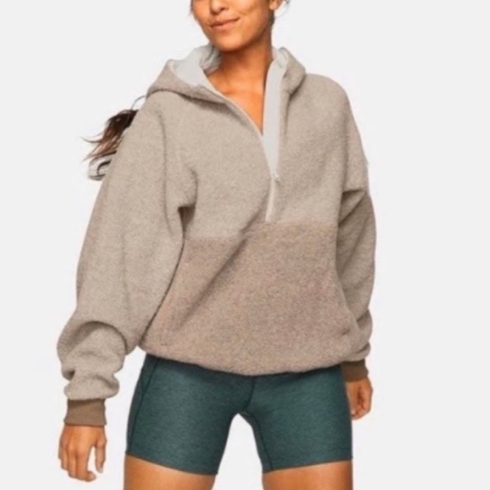 Outdoor Voices Megafleece 1/2 Zip